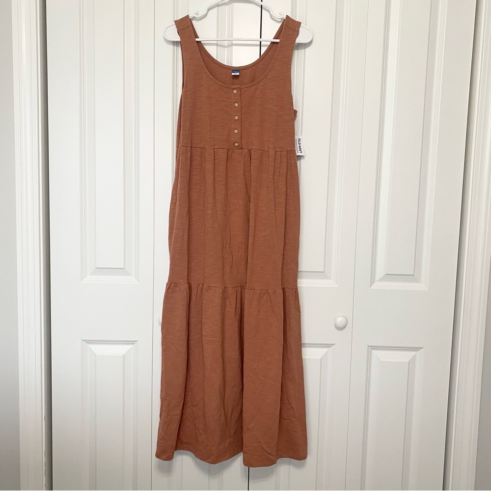 Old Navy Women’s Maternity Dress Size Medium NWT